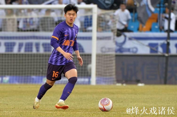 记者:除阿代米、杨梓豪外,大约还有3名球员将离开津门虎 记者:除阿代米、杨梓豪外,大约还有3名球员将离开津门虎