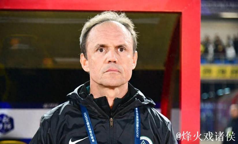 深圳新鹏城连续两场零封 主教练拉坦齐奥很满意 深圳新鹏城连续两场零封 主教练拉坦齐奥很满意